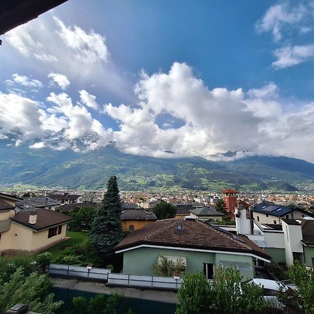 Aosta Holiday Apartments - Edelweiss Buitenkant foto